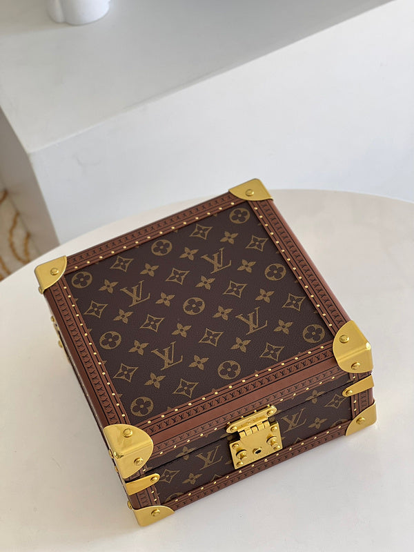 I W Fashion Lu-Vi Bags - 16829