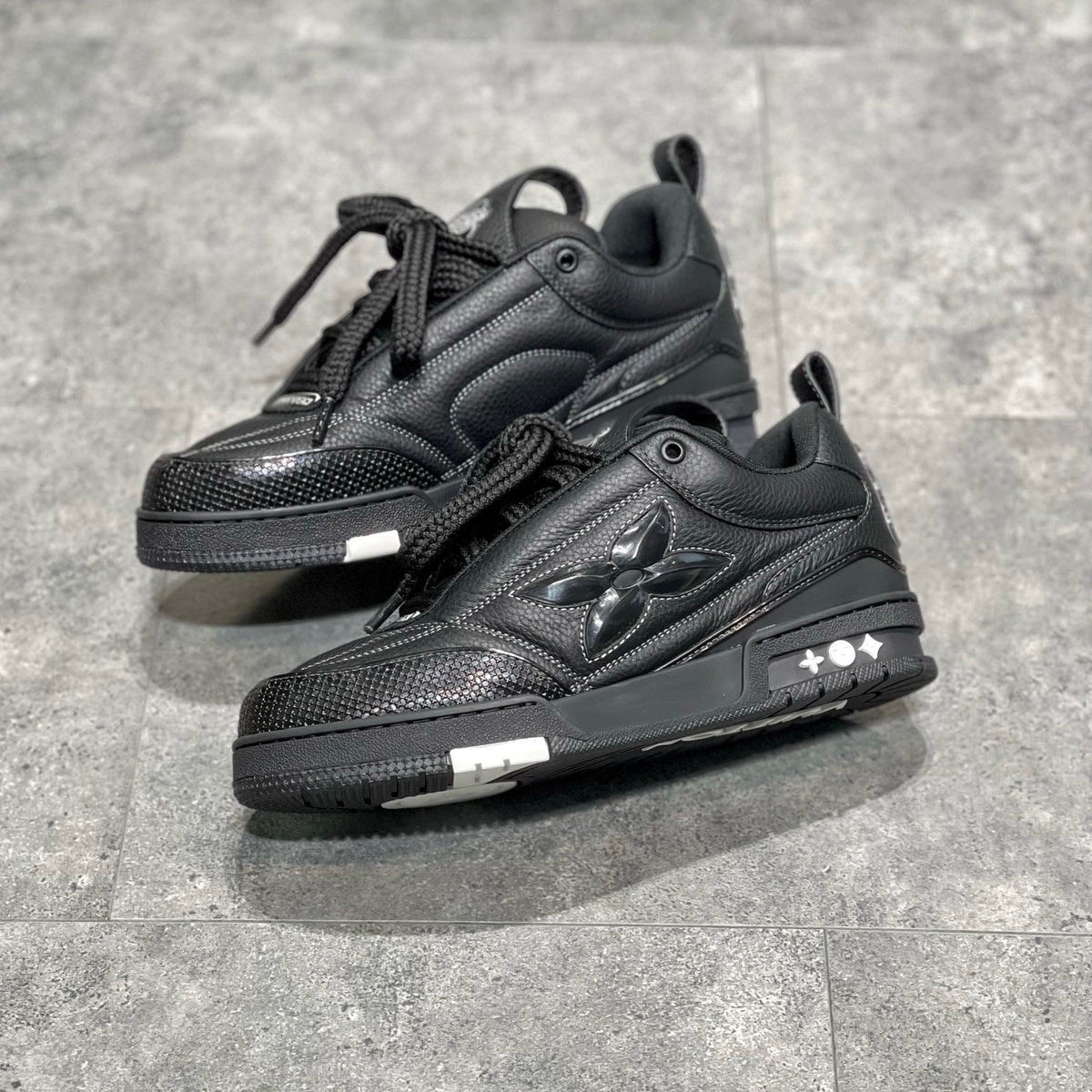 LOU TRAINERS