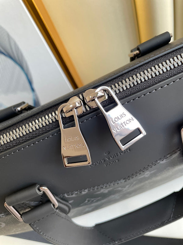 I W Fashion Lu-Vi Bags - 16985