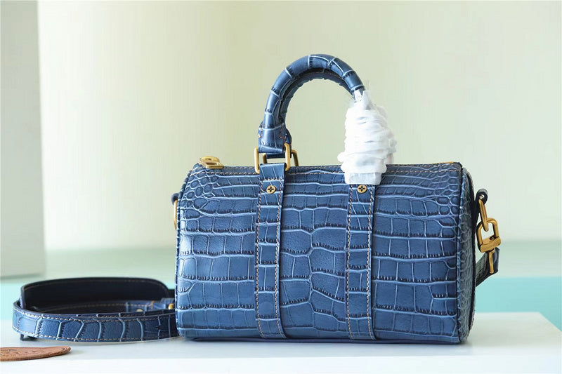I W Fashion Lu-Vi bags - 11245
