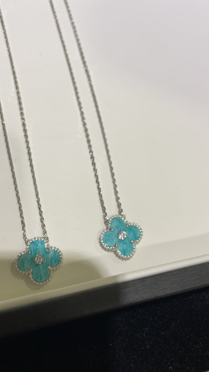 VAN C NECKLACE