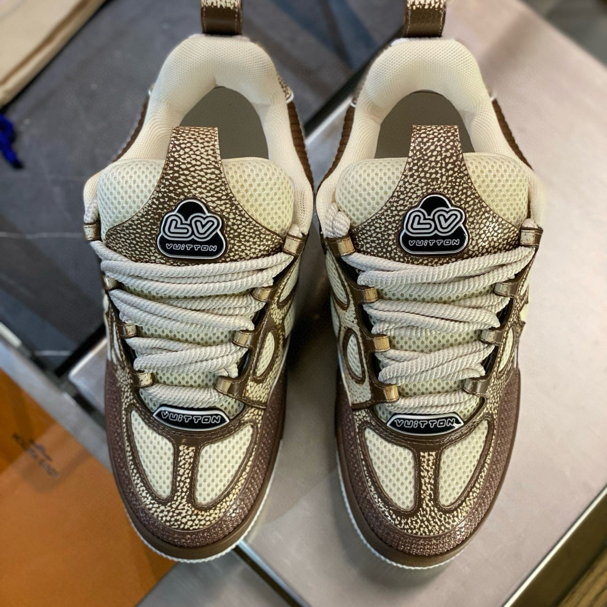 LOU TRAINERS