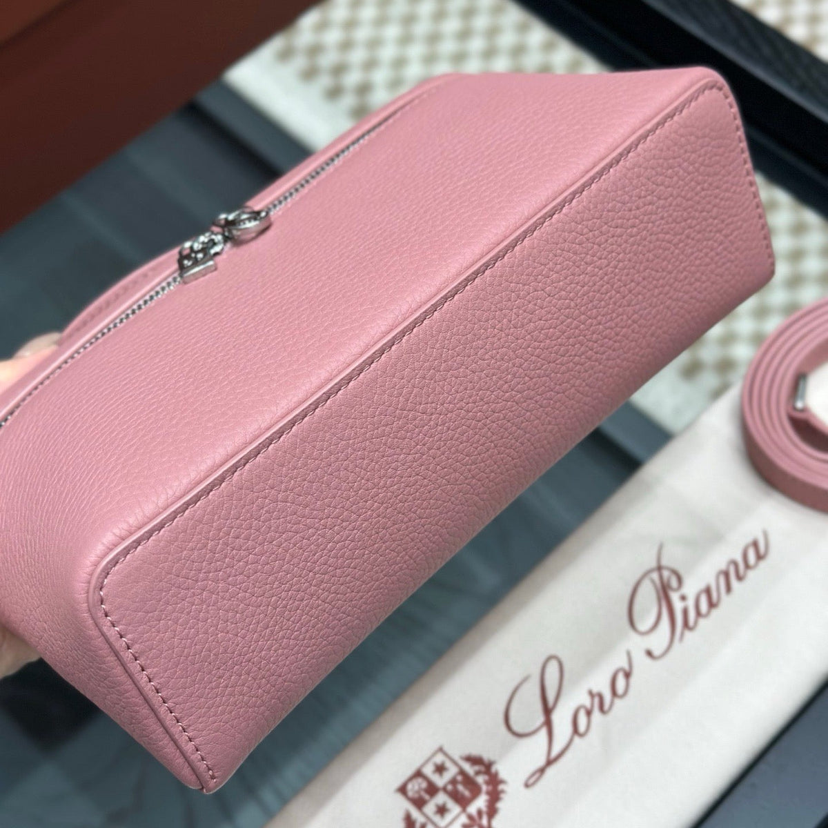 LORO P EXTRA POCKET L19 BAG