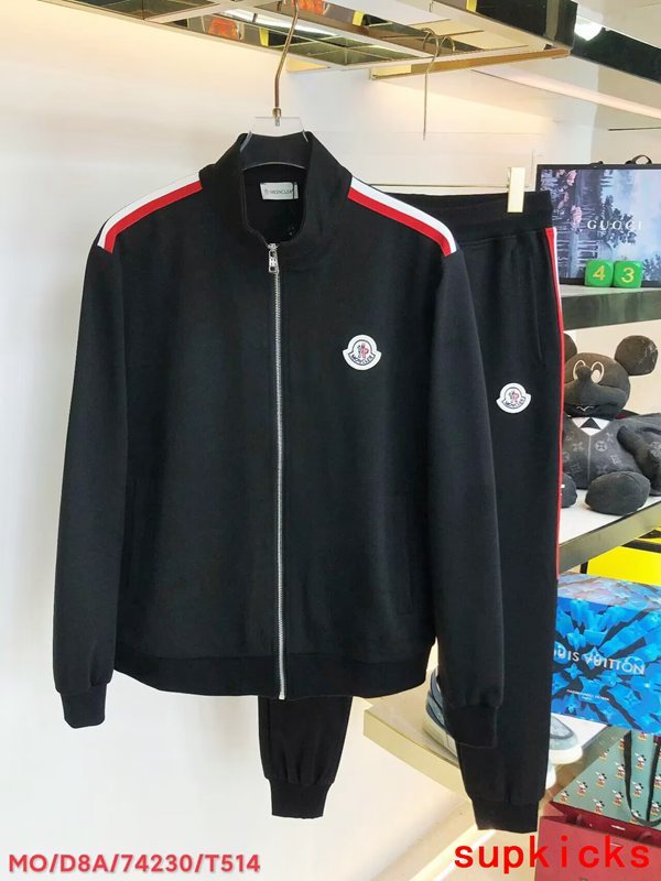 Moncler Luxury Cloth