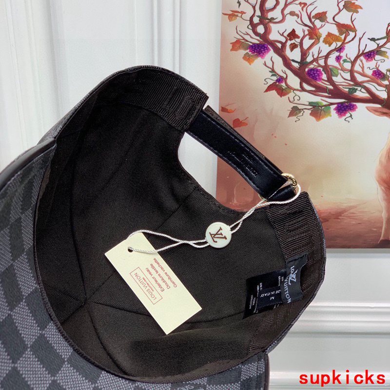 Louis Vuitton Luxury Cap