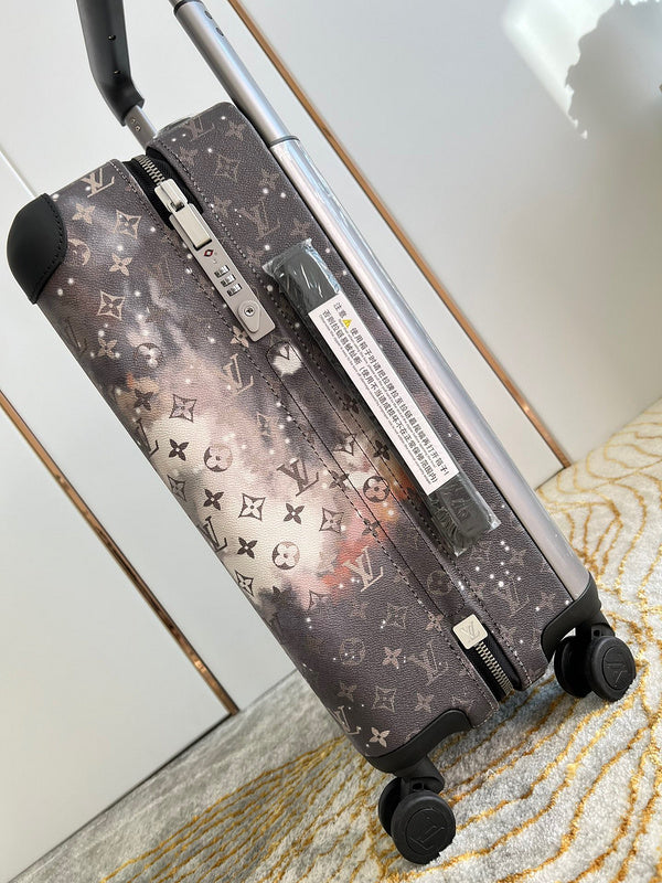 I W Fashion Lu-Vi bags - 11376
