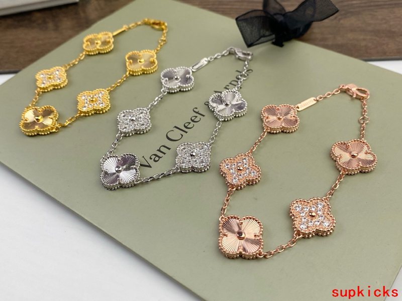 Van Cleef & Arples Jewelry