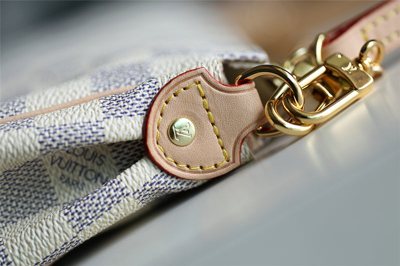 I W Fashion Lu-Vi bags - 9377