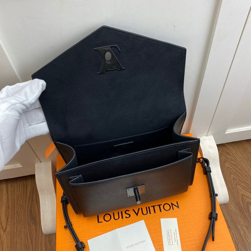 LOV2 Bags - Luxurious Bags  937