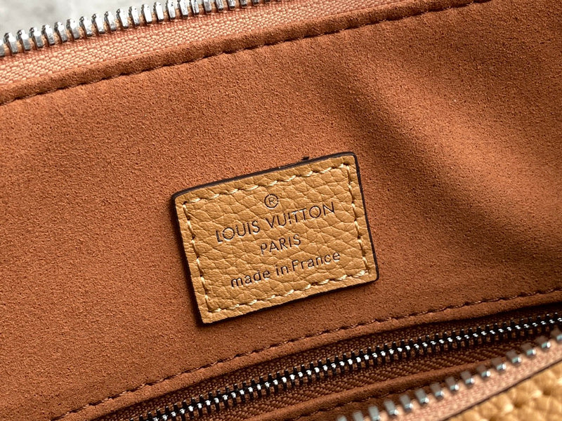 I W Fashion Lu-Vi bags - 17278