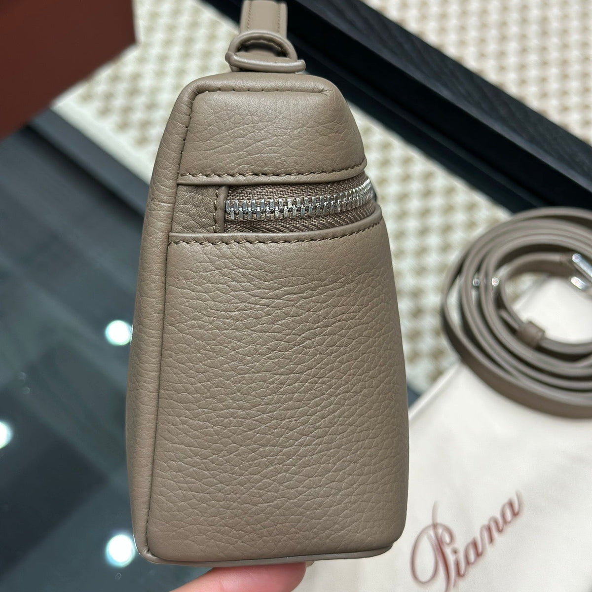 LORO P EXTRA POCKET L19 BAG