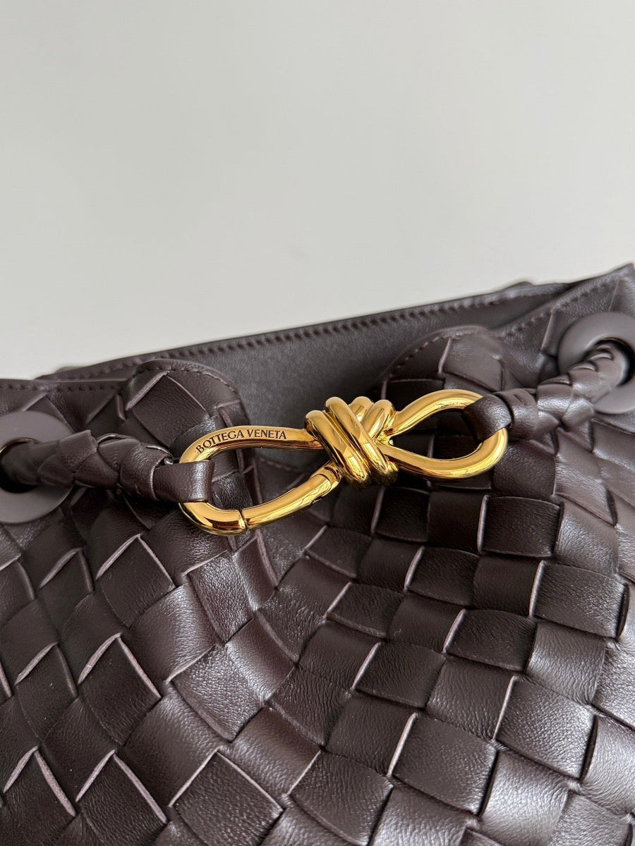 BOTT V ANDIAMO BUCKET BAG