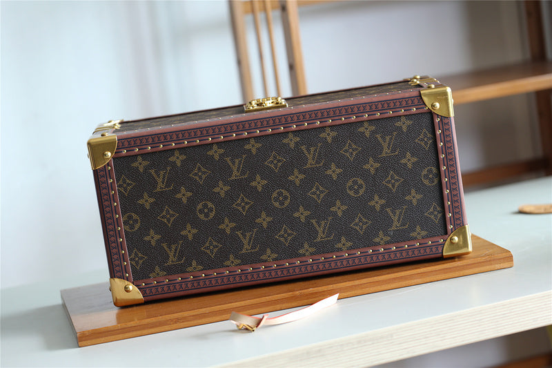 I W Fashion Lu-Vi bags - 11340