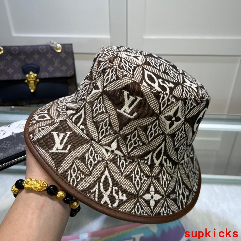 Louis Vuitton Luxury Cap