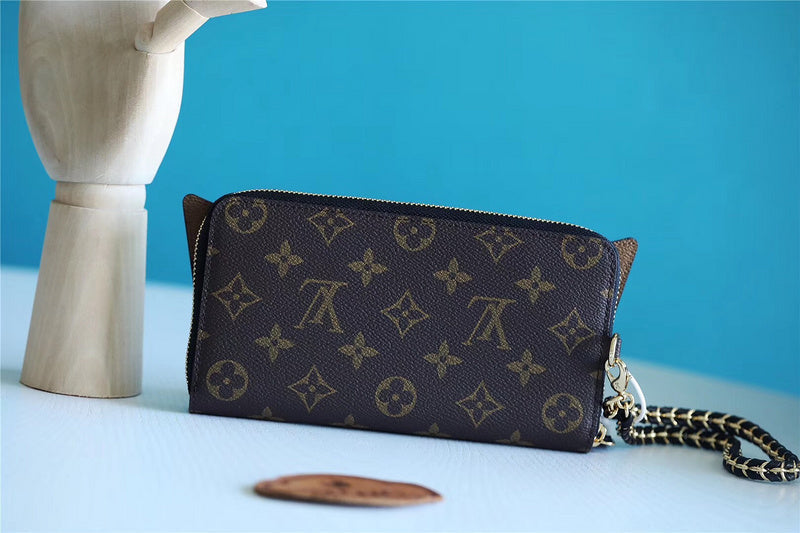 I W Fashion Lu-Vi bags - 9300