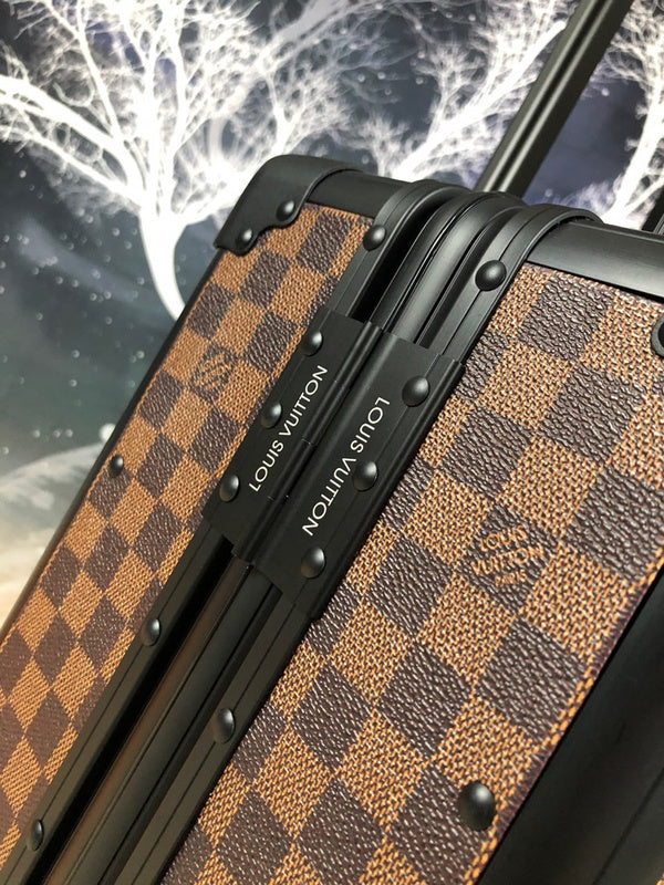 I W Fashion Lu-Vi bags - 11403