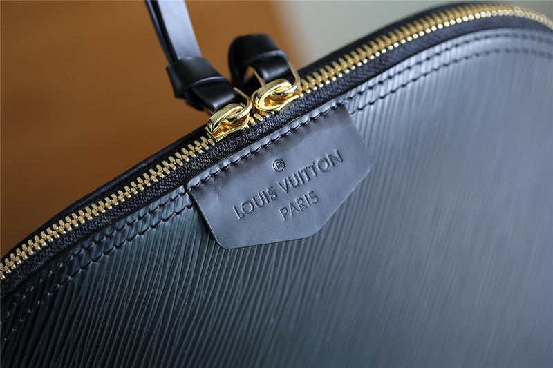 I W Fashion Lu-Vi bags - 8291