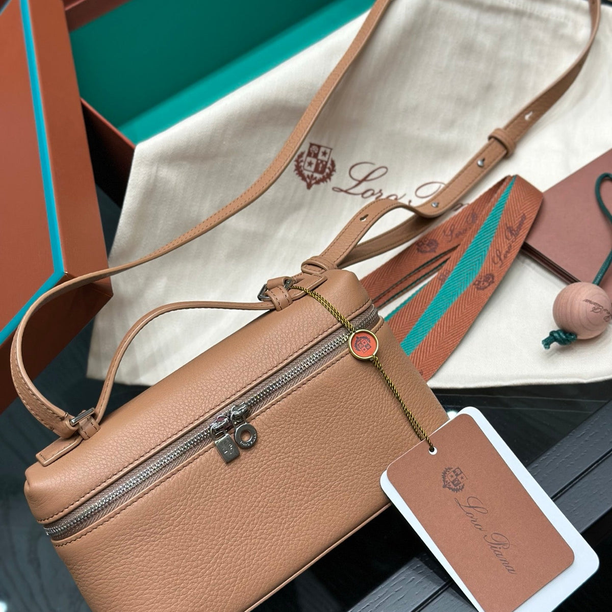 LORO P EXTRA POCKET L19 BAG