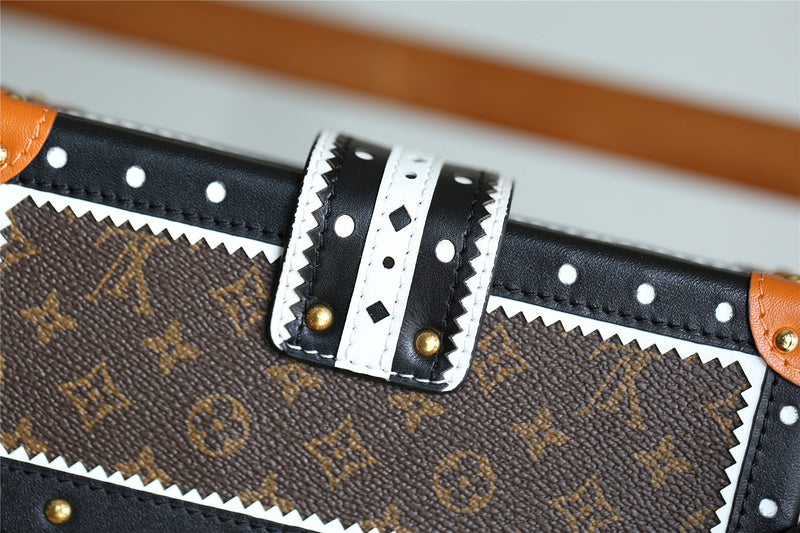 I W Fashion Lu-Vi bags - 8236