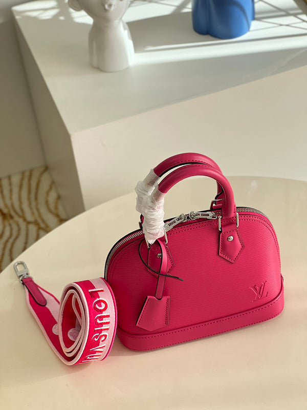 I W Fashion Lu-Vi bags - 17266