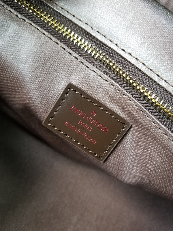 I W Fashion Lu-Vi bags - 17475