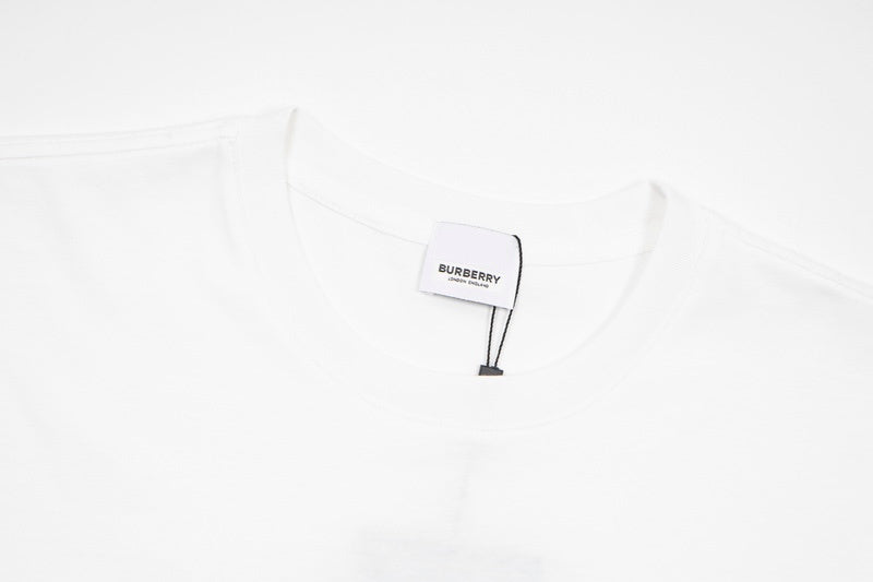 Burberry T-Shirts - 324