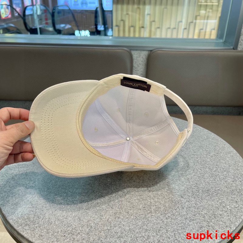 Louis Vuitton Luxury Cap