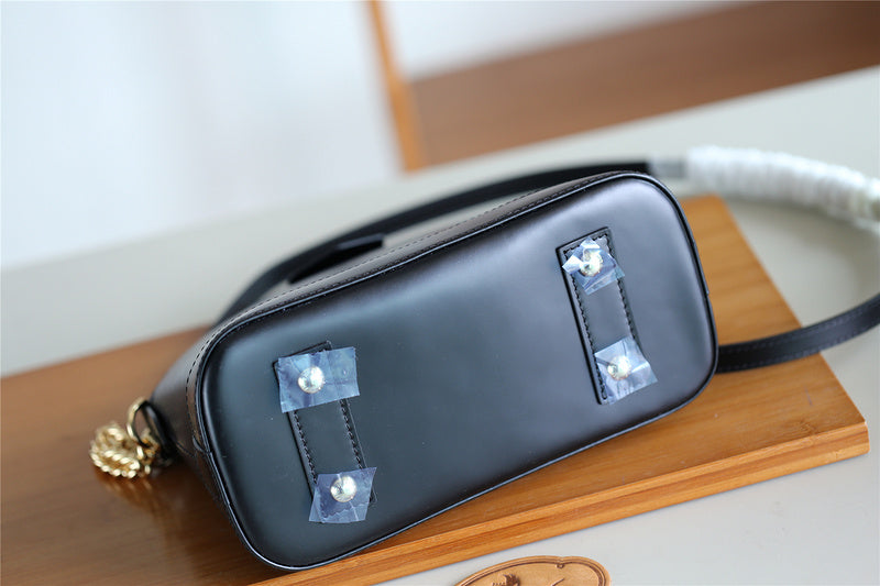 I W Fashion Lu-Vi bags - 8291