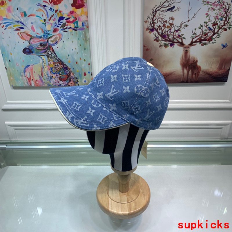 Louis Vuitton Luxury Cap