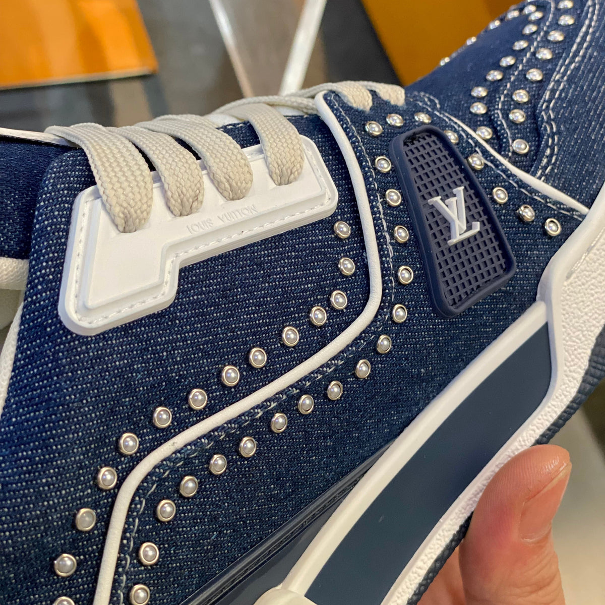 LOU TRAINERS