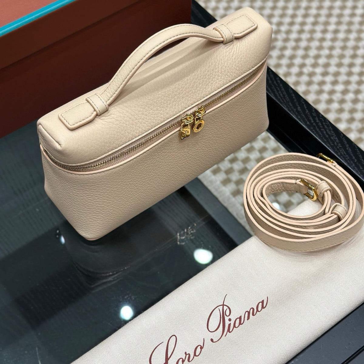 LORO P EXTRA POCKET L19 BAG