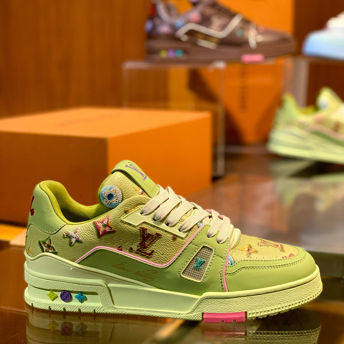 LOU SNEAKERS