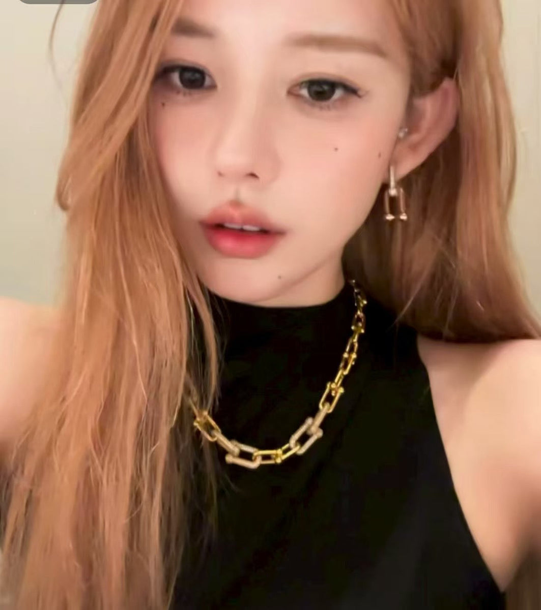 TIFF NECKLACE