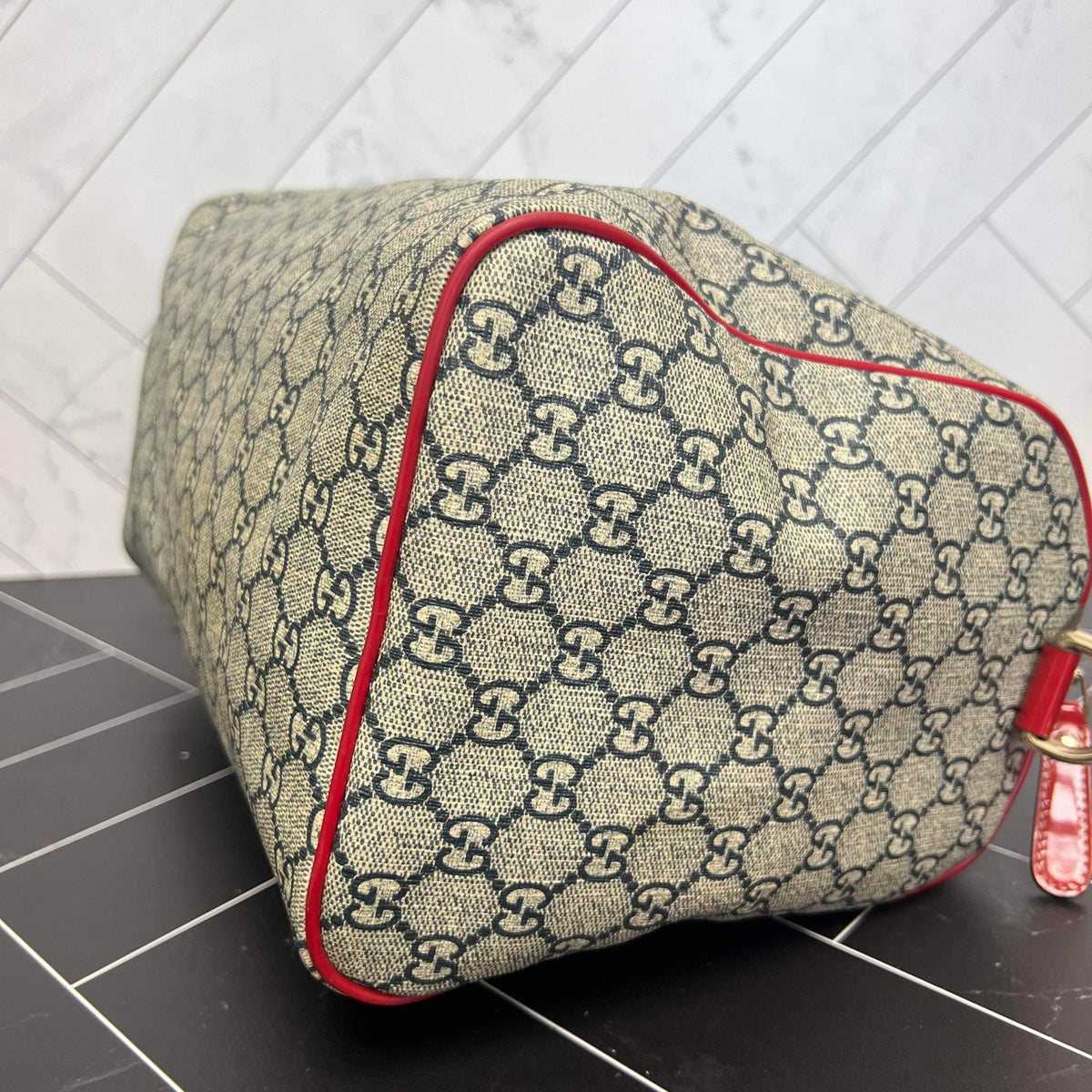 Gucci GG Tattoo Heart Medium Joy Boston Red