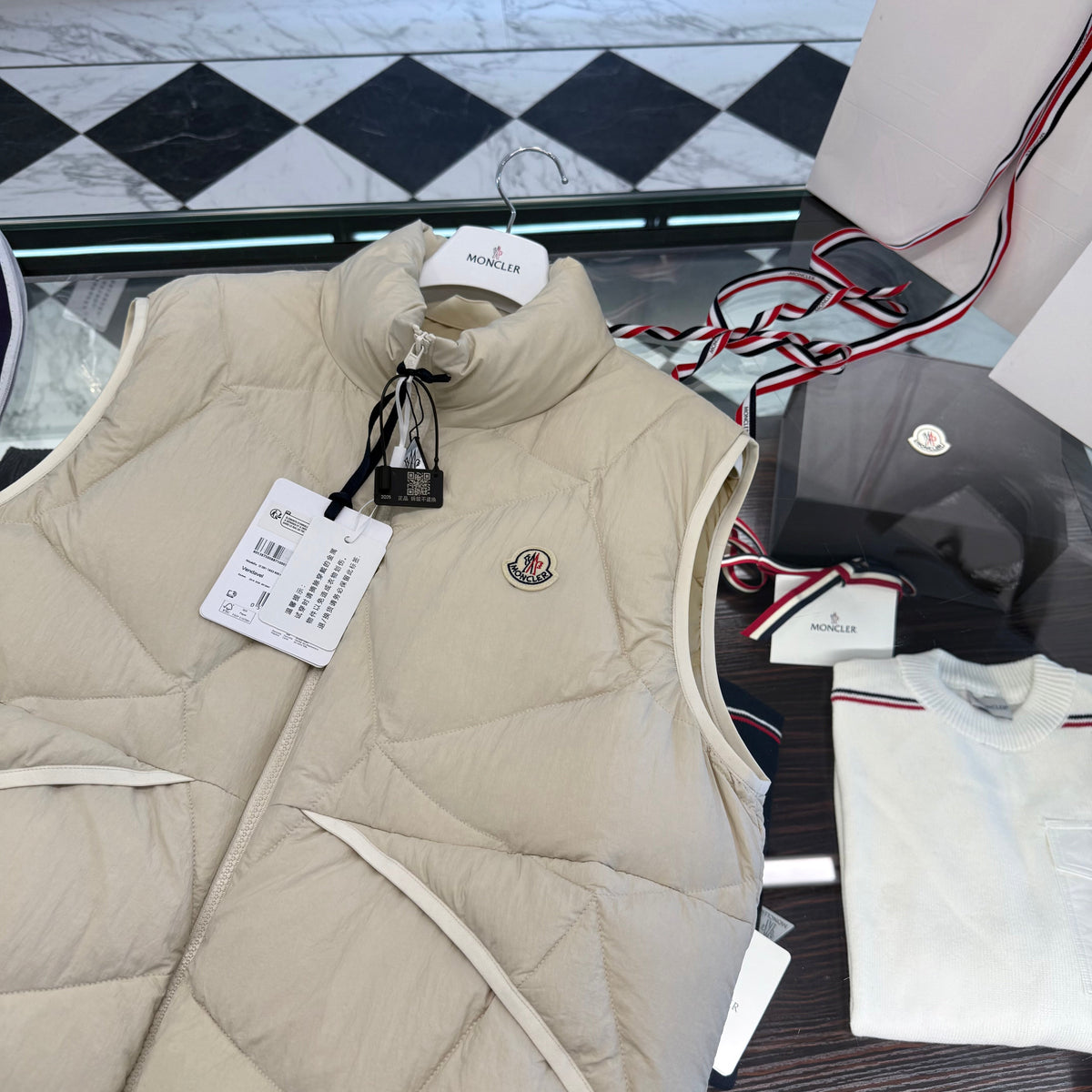 MONC VENDAVEL VEST