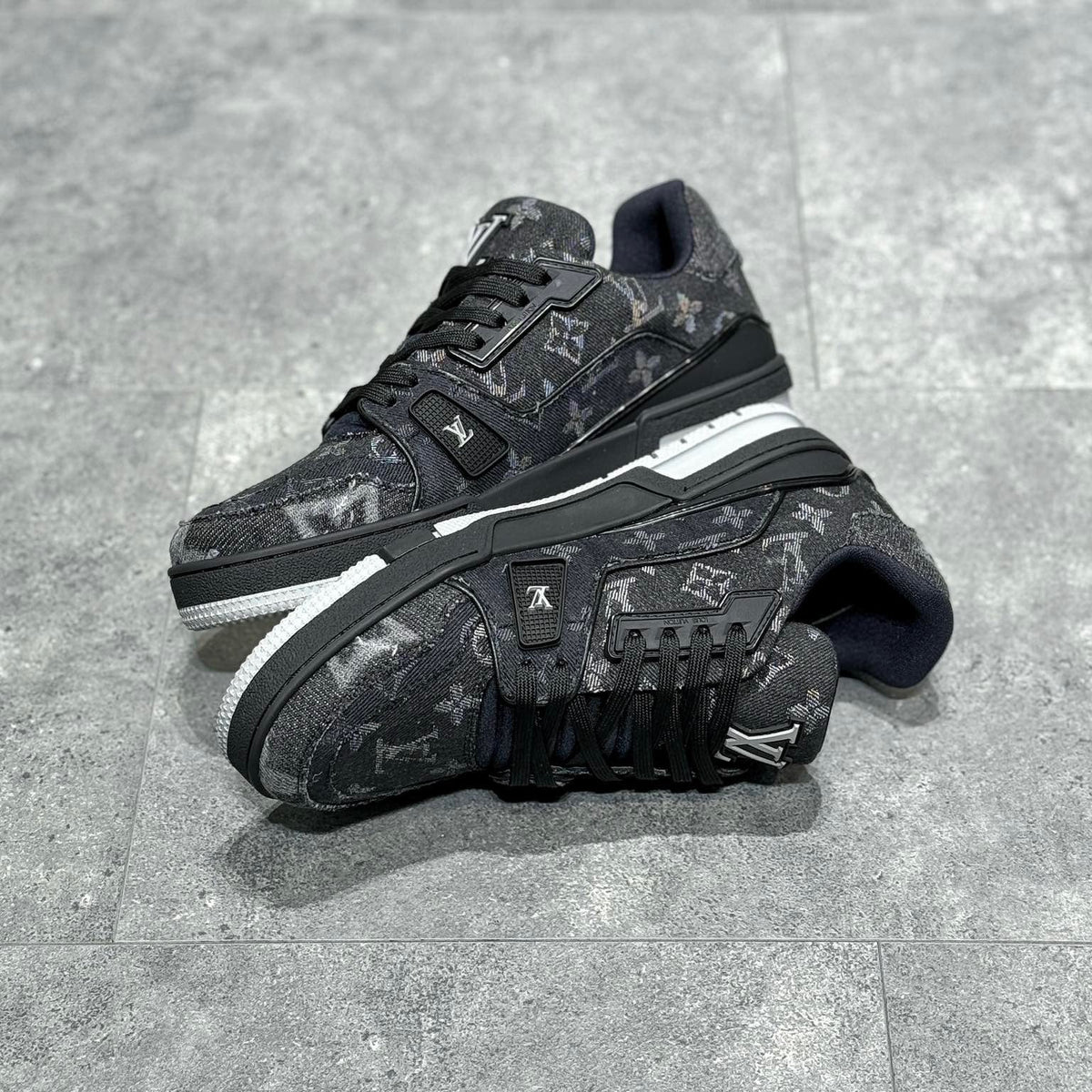 LOU TRAINERS