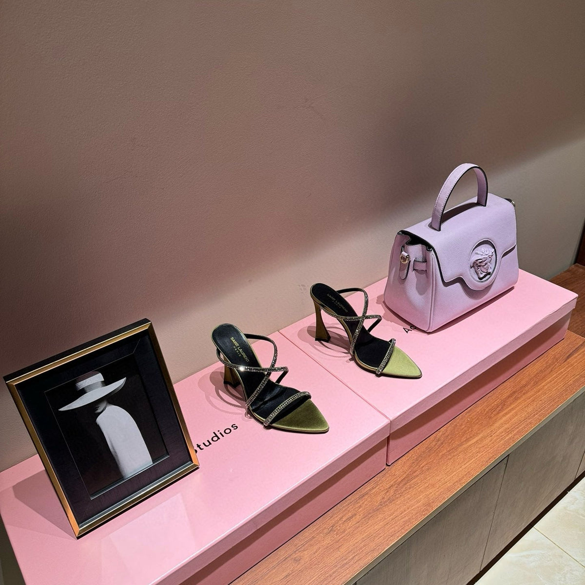 SL HEELS