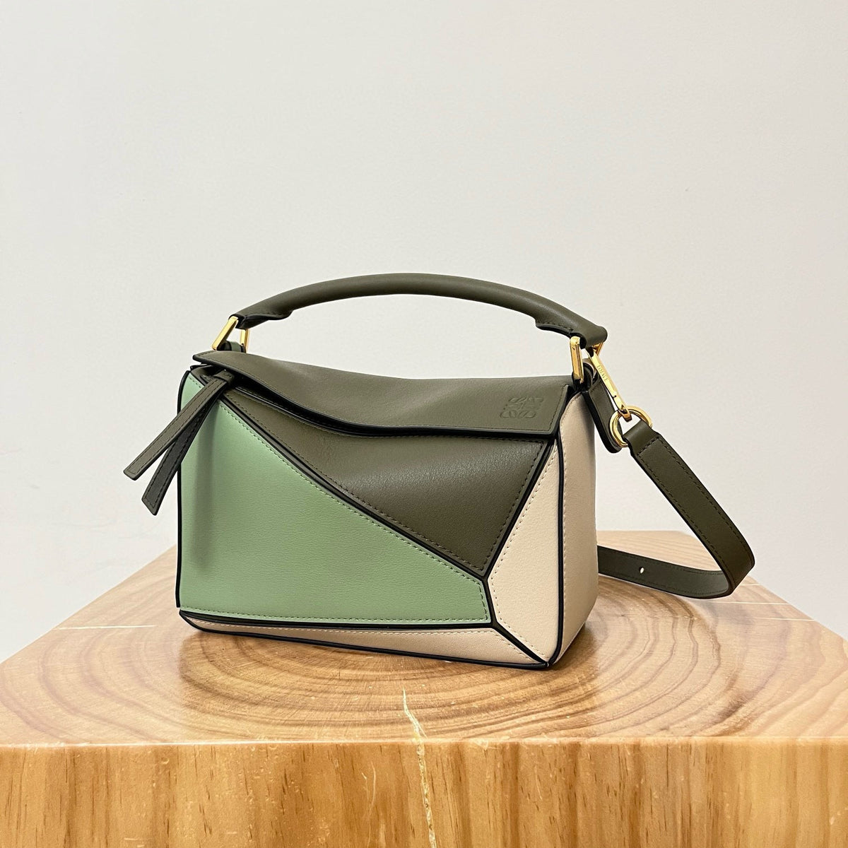 LOEW SMALL PUZZLE BAG