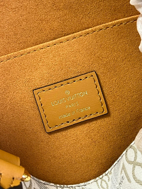 I W Fashion Lu-Vi bags - 17157