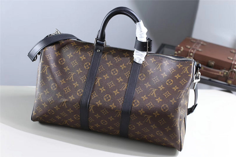I W Fashion Lu-Vi bags - 11297