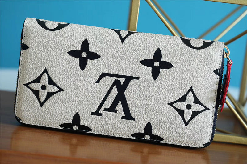 I W Fashion Lu-Vi bags - 8965