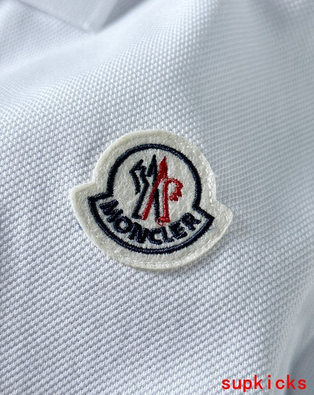 Moncler Luxury Cloth