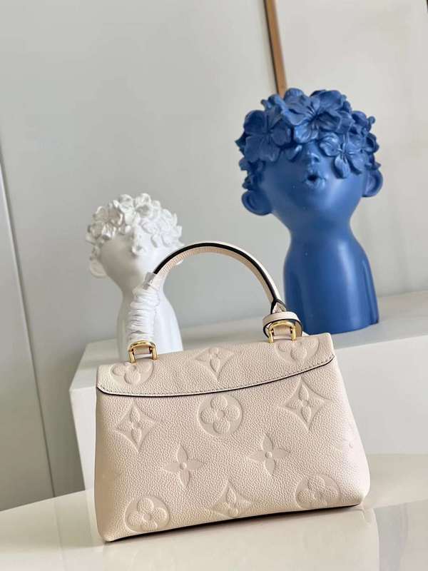 LOV2 Bags - Luxurious Bags  583