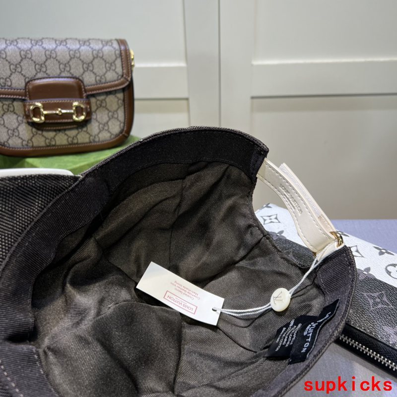 Louis Vuitton Luxury Cap