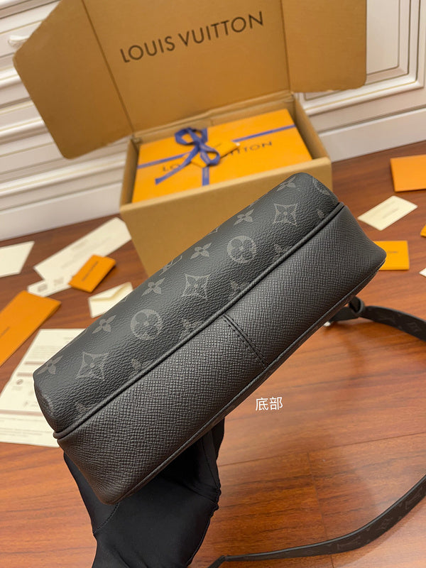 I W Fashion Lu-Vi Bags - 16710