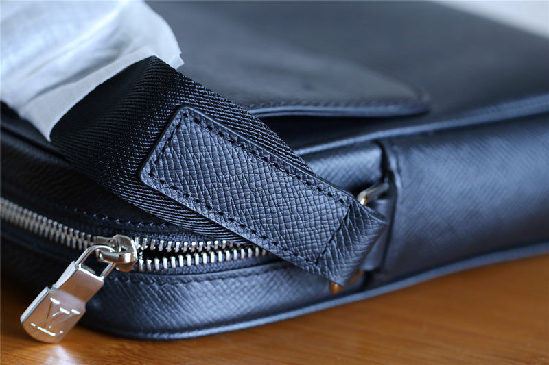 I W Fashion Lu-Vi bags - 10483
