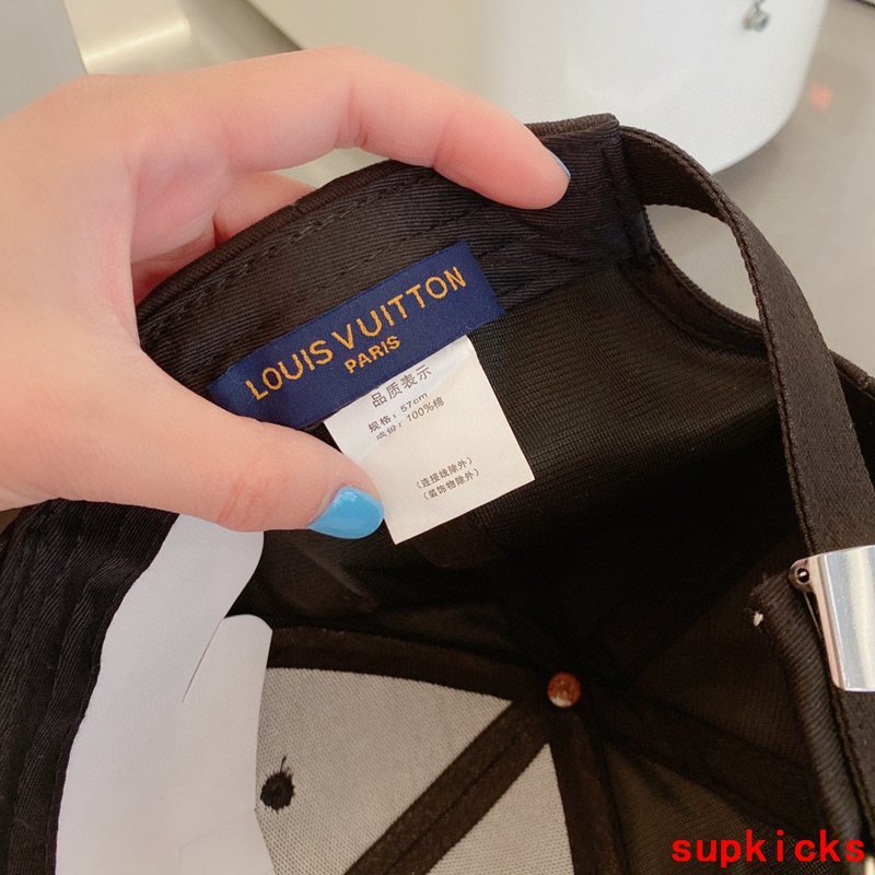 Louis Vuitton Luxury Cap