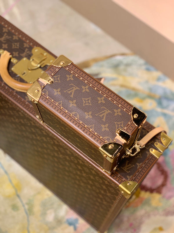 I W Fashion Lu-Vi Bags - 16701