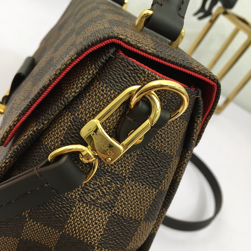 LOV2 Bags - Luxurious Bags  900