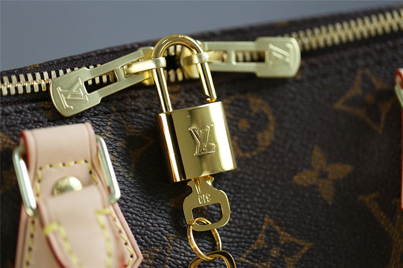 I W Fashion Lu-Vi bags - 8188